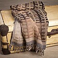 Leaf Silk and Wool Throw Leaf (India)