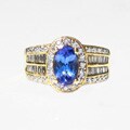 18k Yellow Gold Tanzanite and 2ct TDW Diamond Ring (F-G, VS1-VS2)