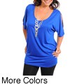 Stanzino Women's Plus Size Top with Necklace and Cut-out Sleeve