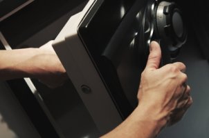 How to Buy a Fireproof Safe