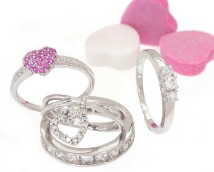 Diamond heart rings