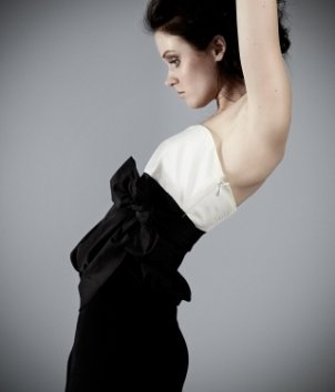 White  Black Dress on Best Formal Dresses For Your Body Type   Overstock Com