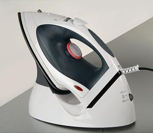 100706_steam_iron.jpg