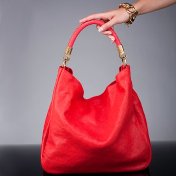 Tips on Cleaning Leather Handbags | Overstock.com