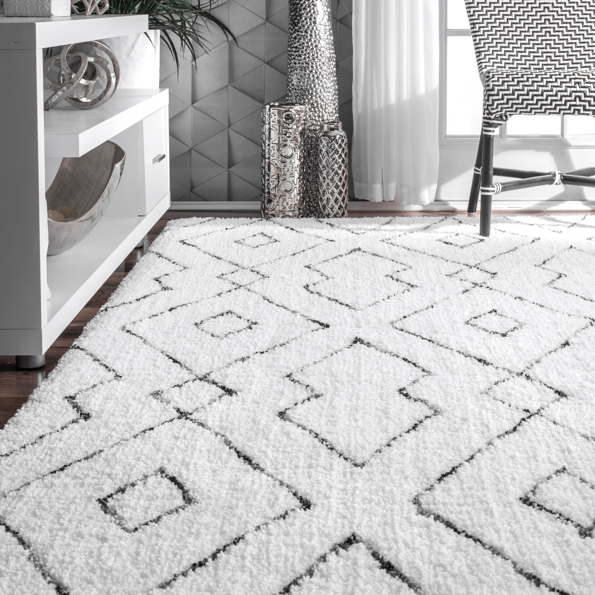 nuloom handmade plush white grey diamond lattice shag rug 76 x 96 free shipping today overstockcom 17681837 - Black And White Rug nuloom handmade plush white grey diamond lattice shag rug 76 x 96 free shipping today overstockcom 17681837 - Black And White Rug