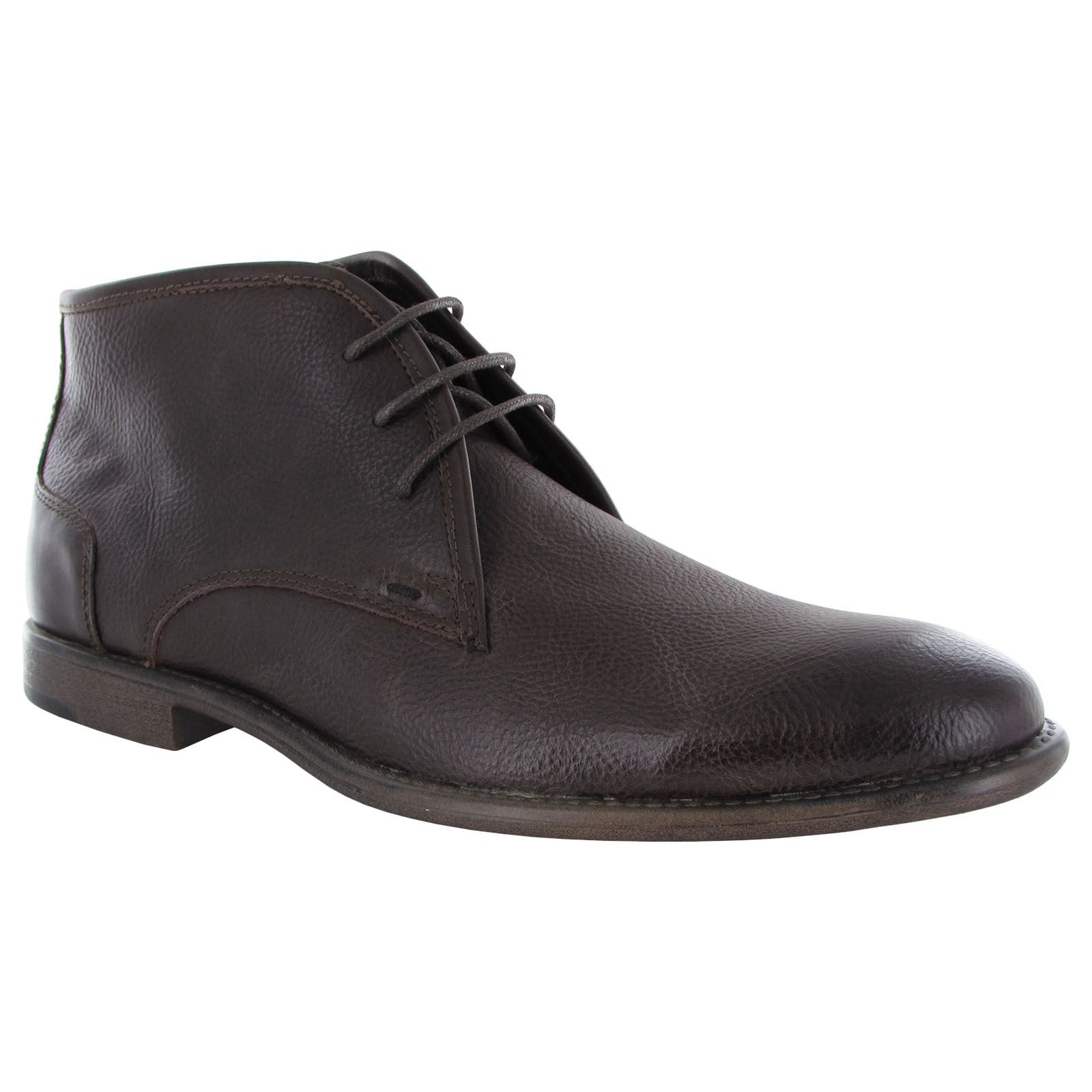 robert wayne chukka boots
