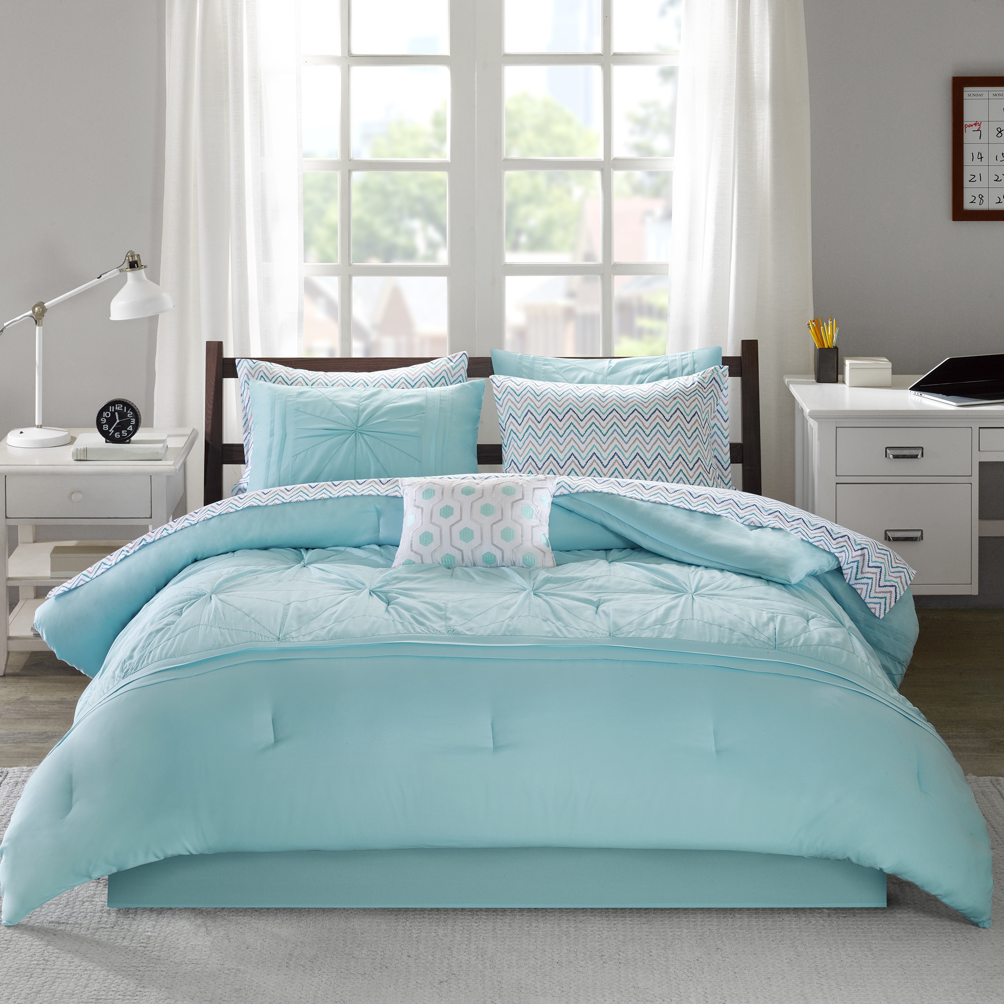 Intelligent Design Devynn Aqua Bed In A Bag Set On Intelligent Design Devynn Aqua Bed In A Bag Set On Free Shipping Today 16644884