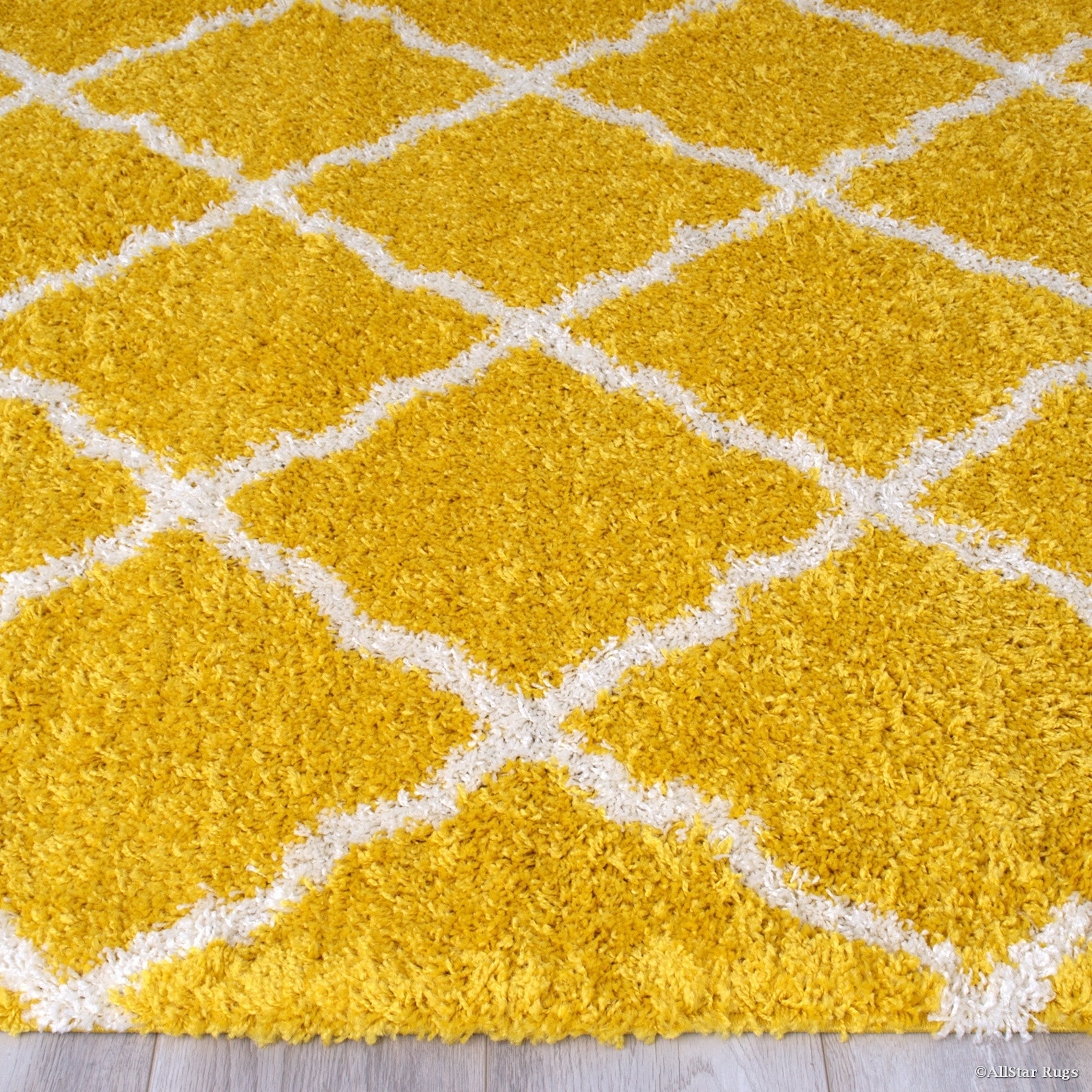 Shop Yellow White Modern High Pile Posh Shaggy Trellis Patterned Area Rug Shop Yellow White Modern High Pile Posh Shaggy Trellis Patterned Area Rug