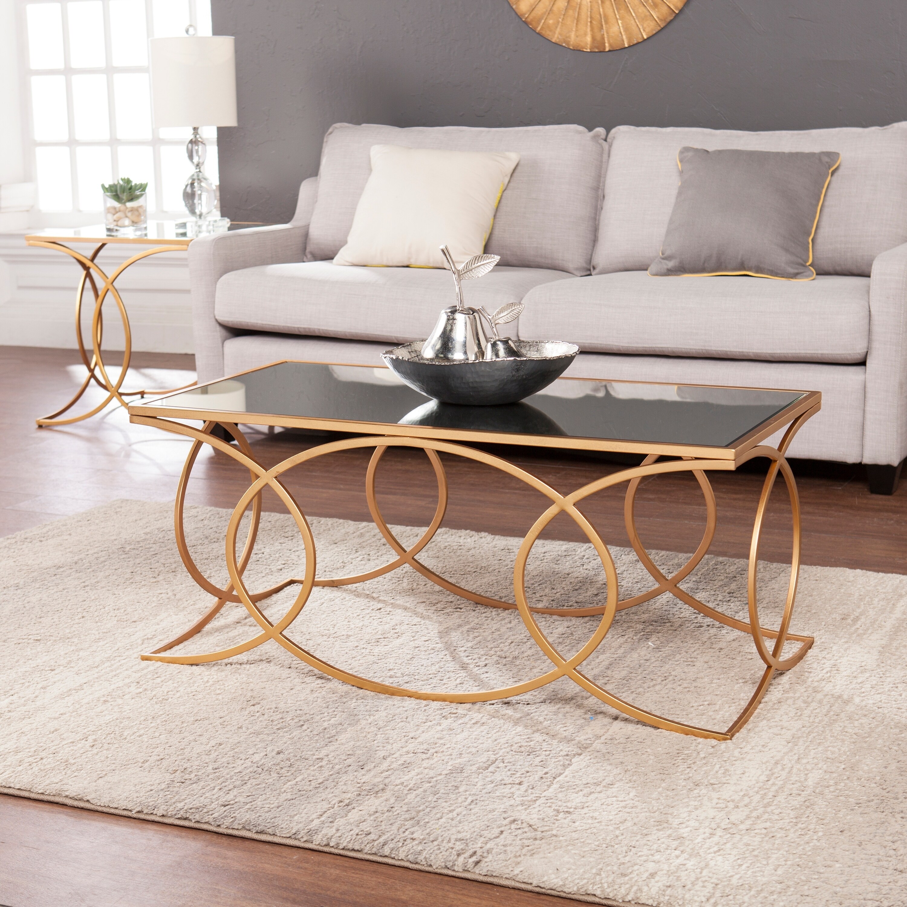 Harper Blvd Milani Gold Geometric Tail Table W Mirrored Harper Blvd Milani Gold Geometric Tail Table W Mirrored Top