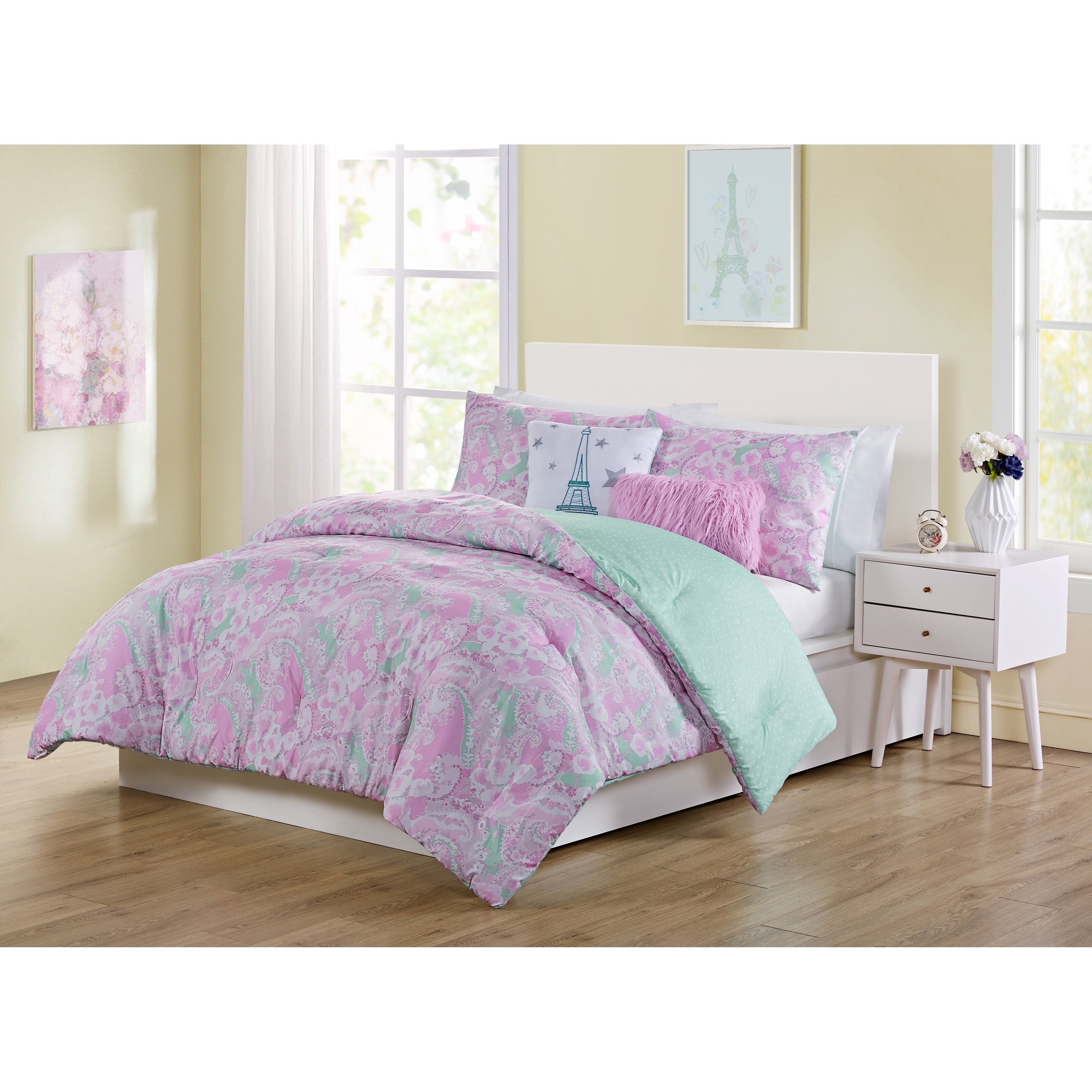 Shop Vcny Home Marbella Reversible Pink Paisley Comforter Set