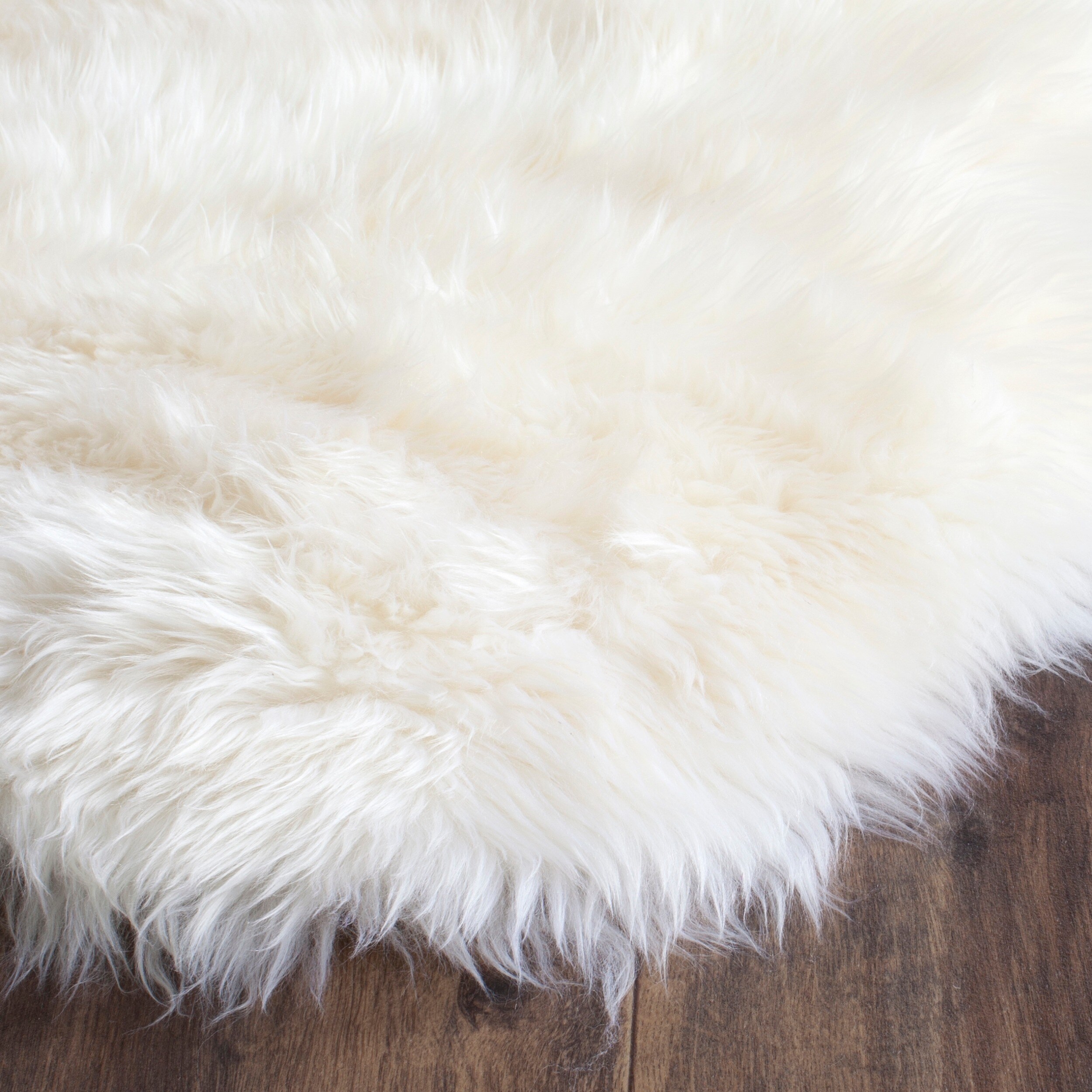 Shop Natural Pelt Sheepskin Wool White Shag Rug 2 X 3 On Sale