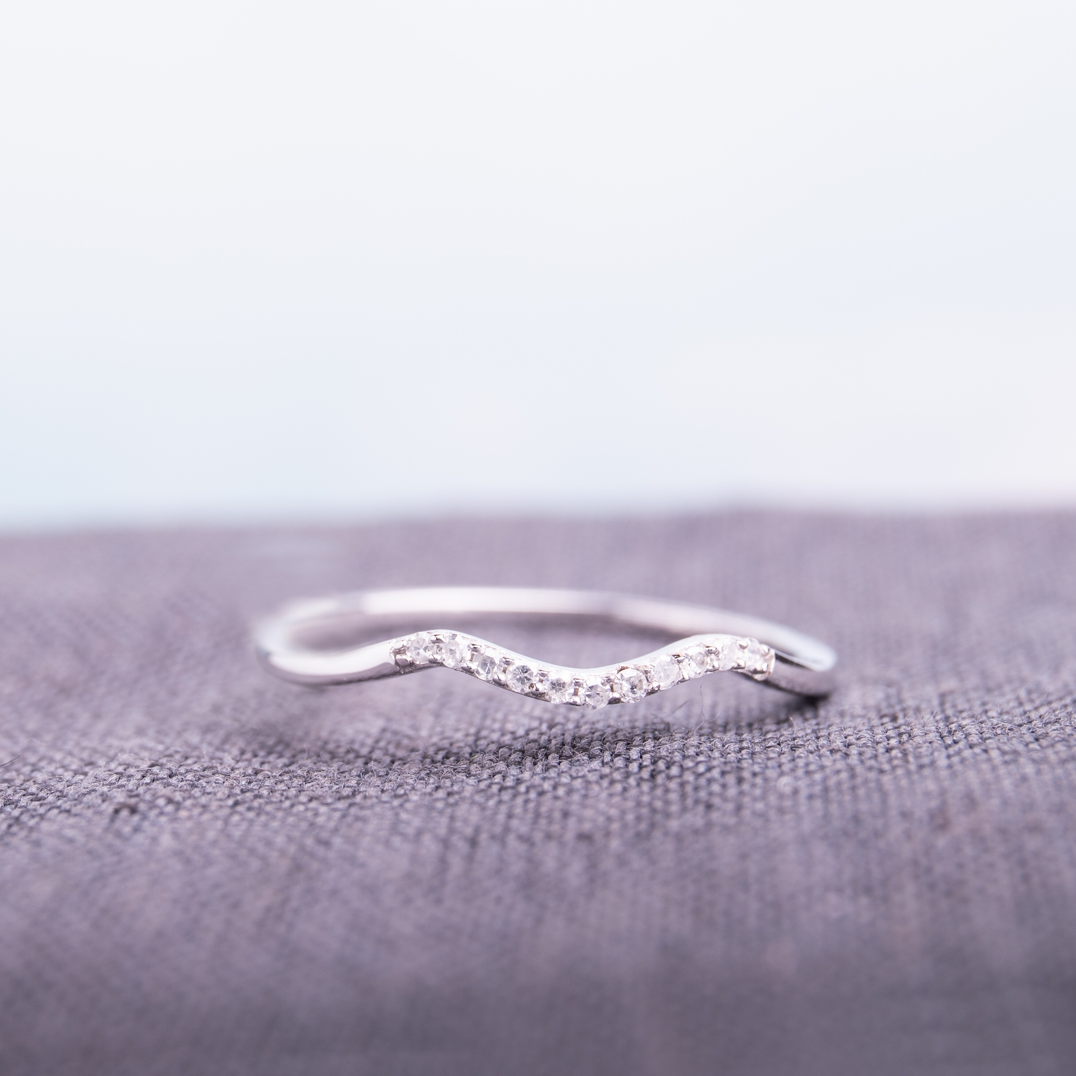wedding band curved