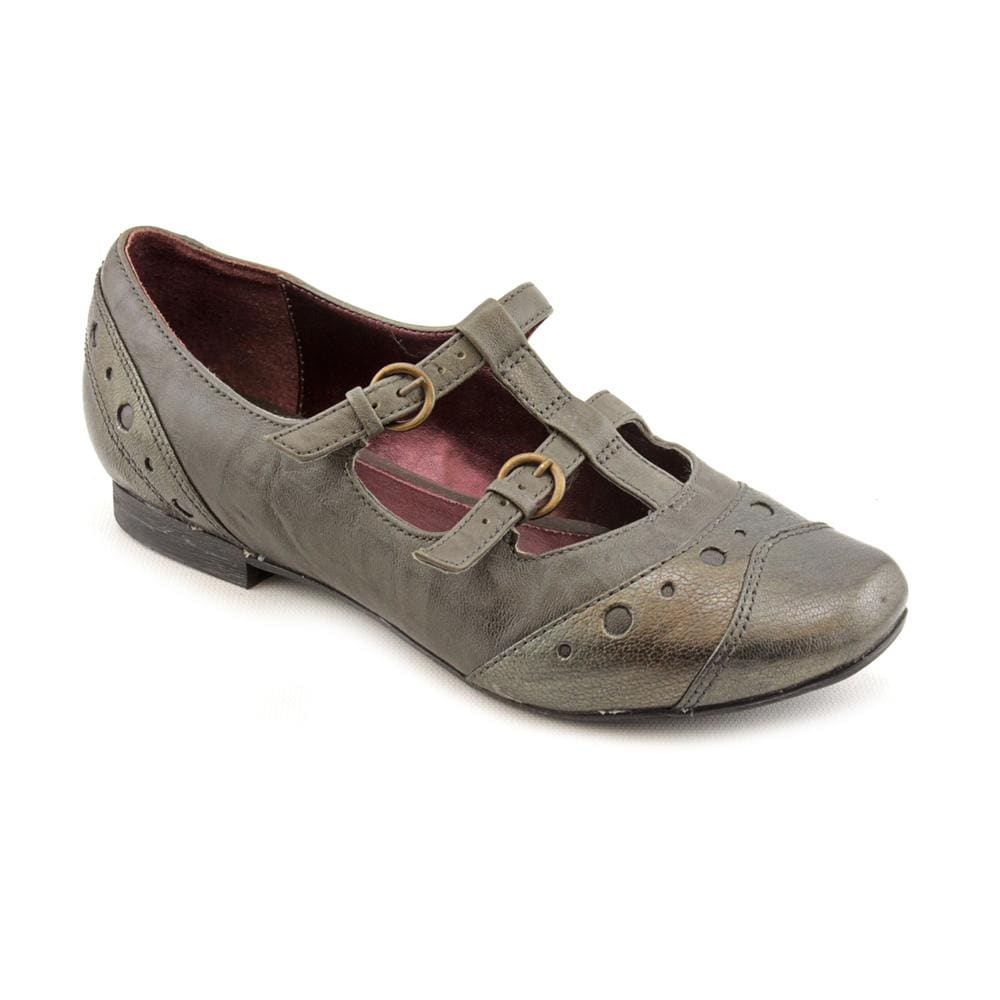 Shop Indigo By Clarks Women's 'Pinot' Leather Casual Shoes - Free Shipping Today - Overstock.com - 8047935