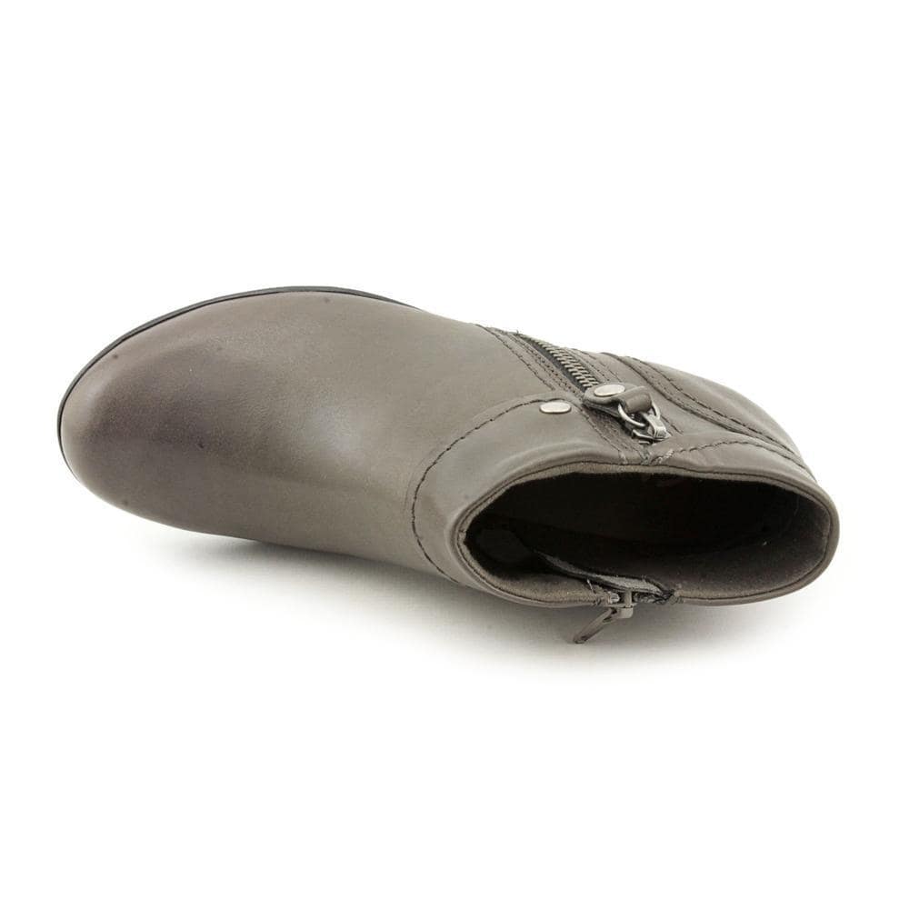 Shop Clarks Women's 'Ingalls Thames' Grey Leather Ankle Boots - Free Shipping Today - Overstock.com - 8448570