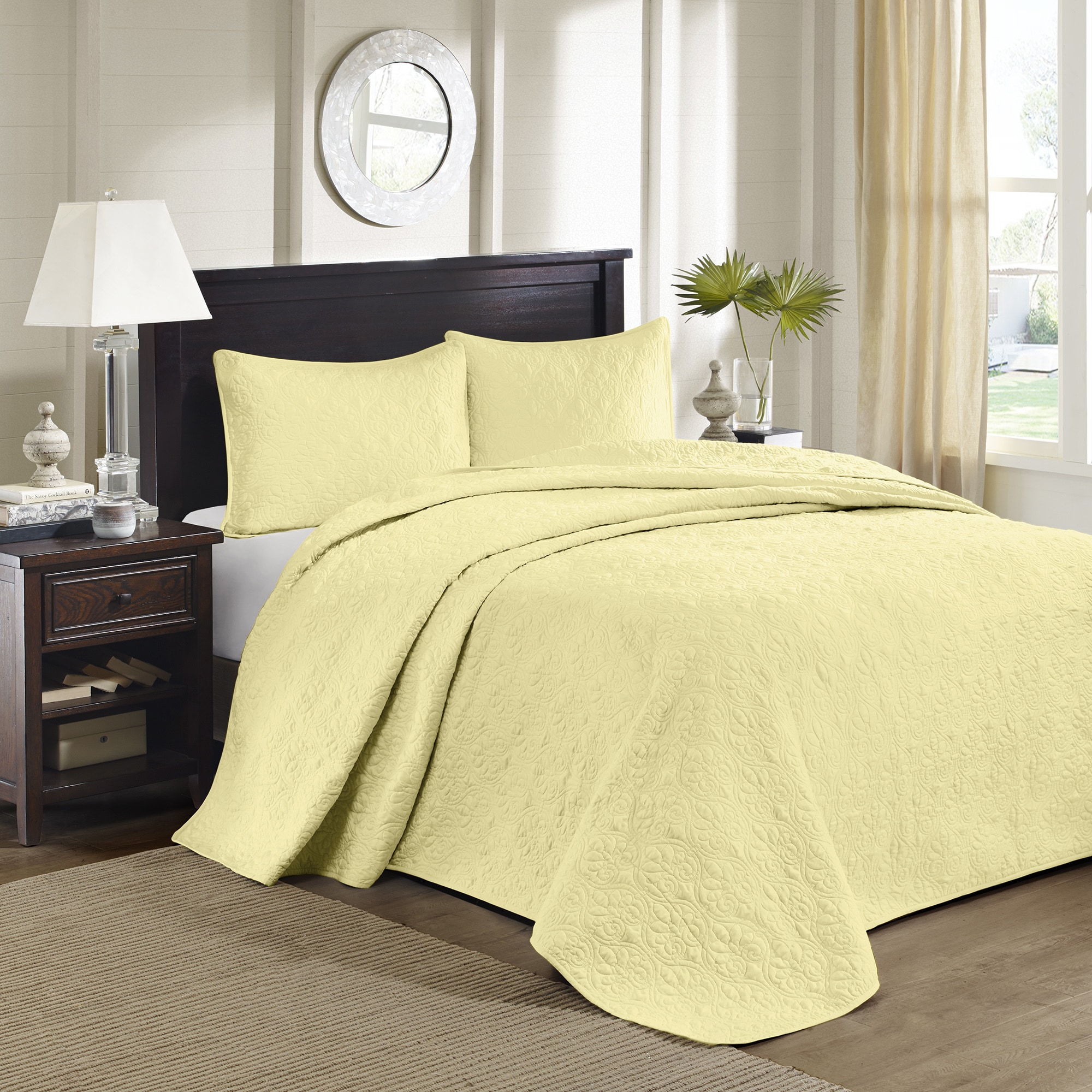 Madison Park Mansfield Oversized 3 piece Bedspread Mini Set Free