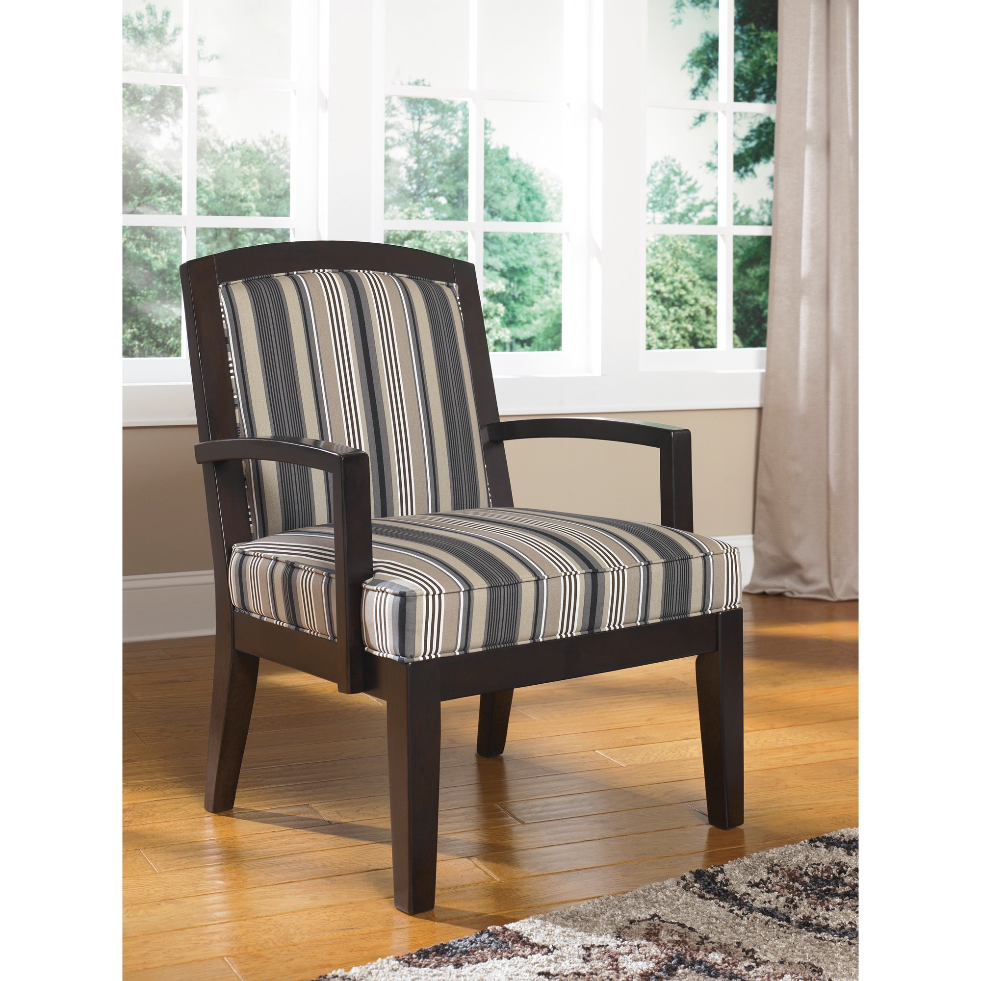 Shop signature design by ashley yvette black showood accent chair free shipping today overstock com 9442486