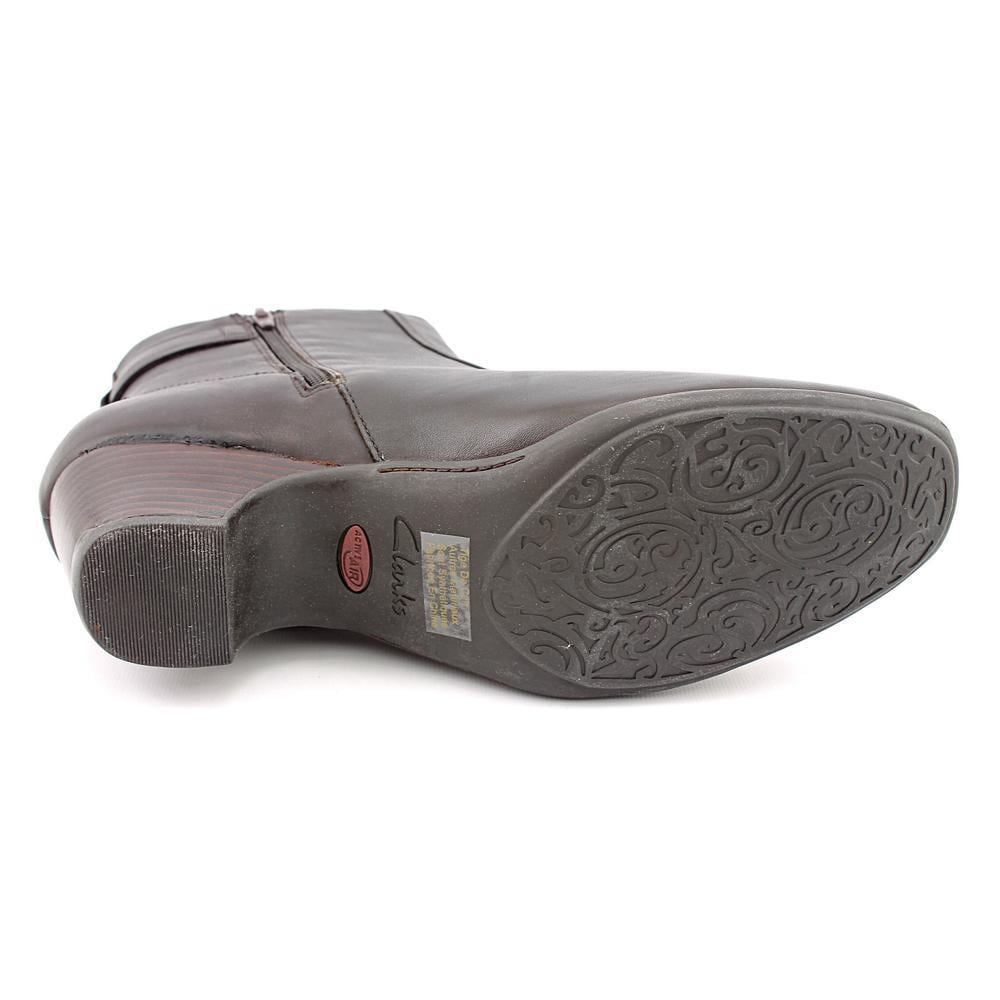 Shop Clarks Artisan Women's 'Dara III' Leather Boots - Free Shipping Today - Overstock.com - 9638424