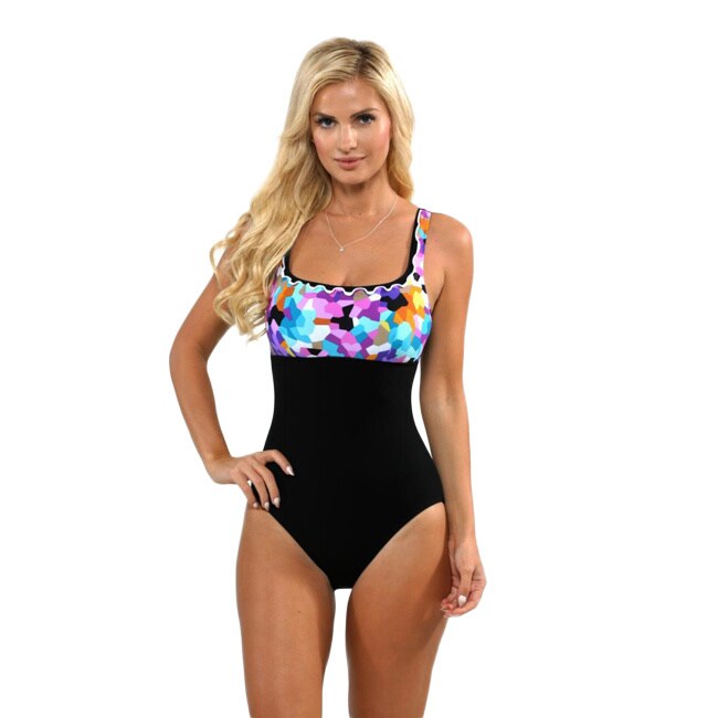 full figure women's swimwear