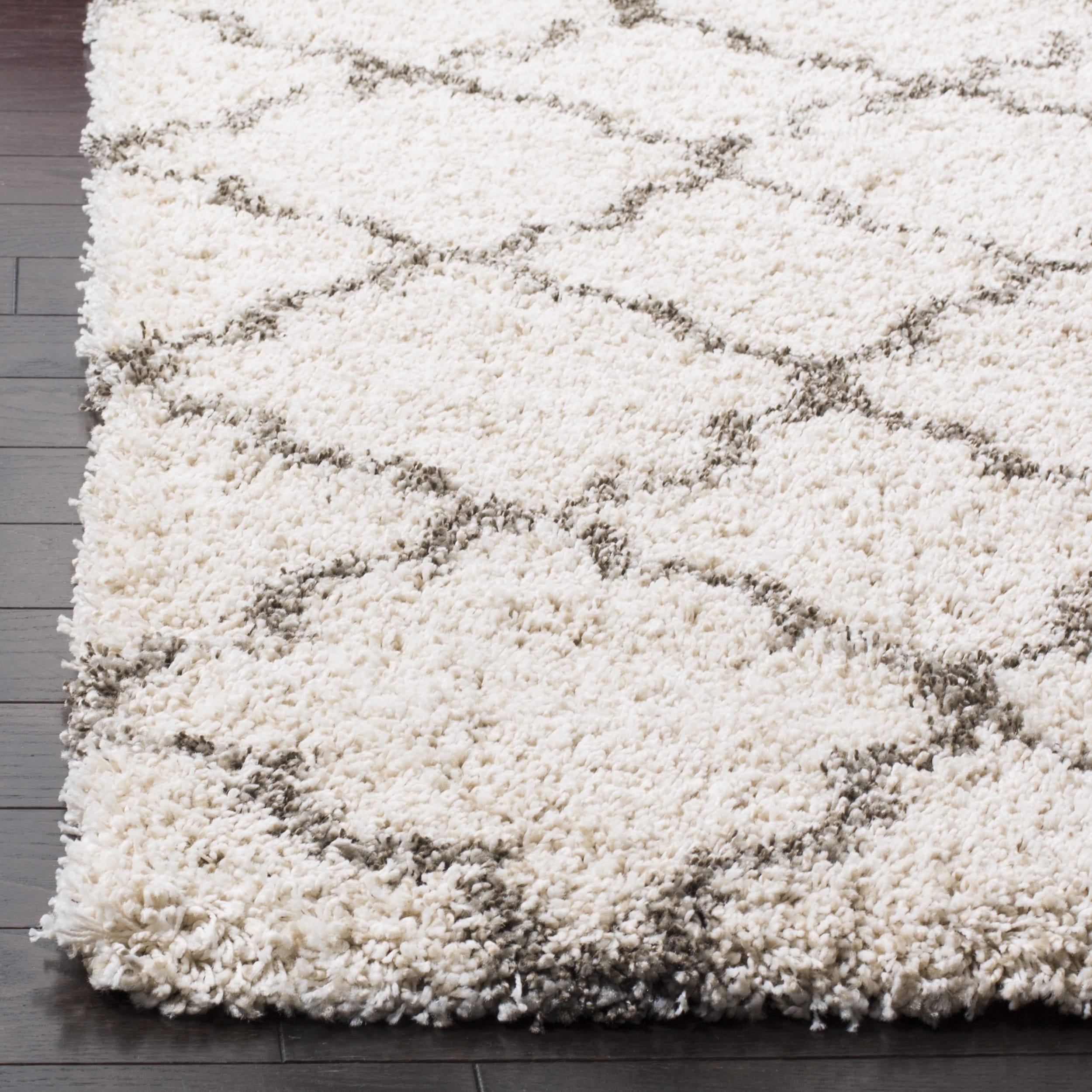Safavieh Hudson Quatrefoil Ivory Grey Rug 5 1 X 7 6 Safavieh Hudson Quatrefoil Ivory Grey Rug 5 1 X 7 6 On Free Shipping Today 9773409