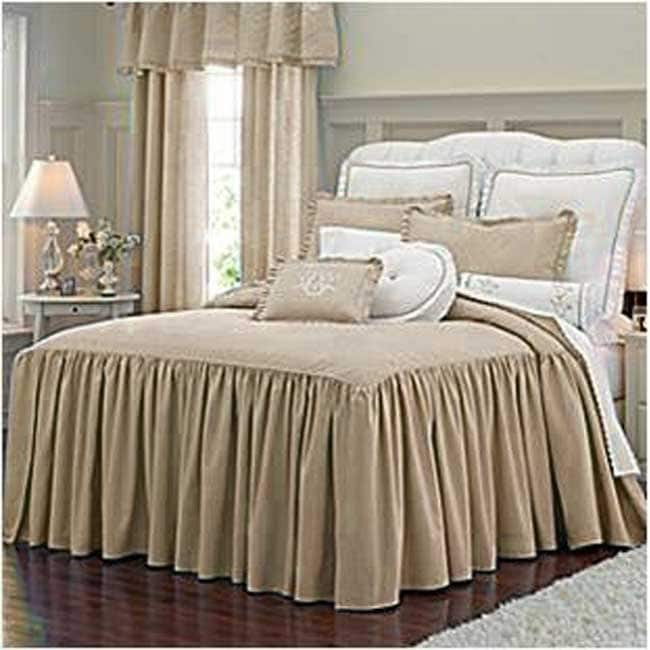 Ilana Linen 3 Piece Bedspread Set Ilana Linen 3 Piece Bedspread Set