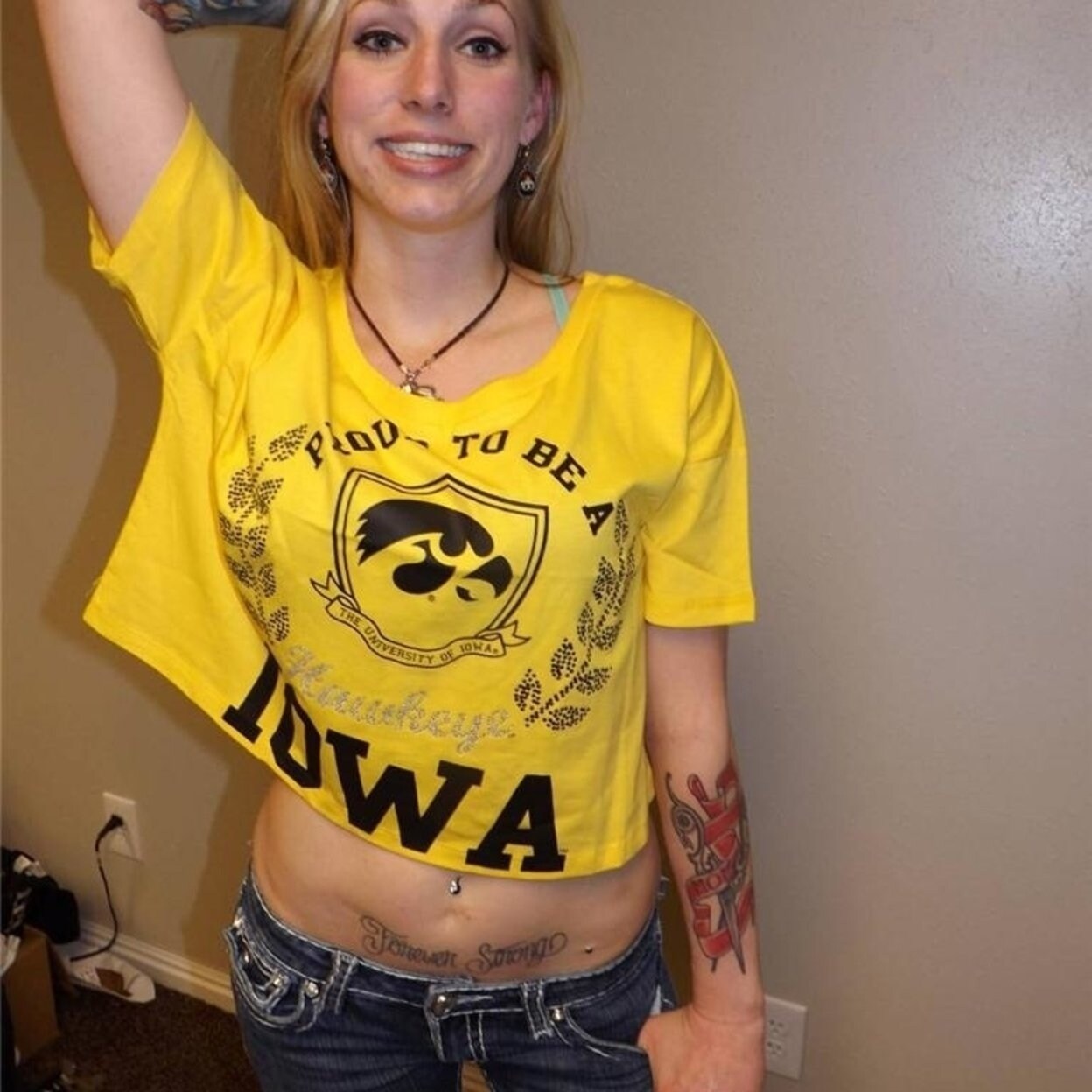 Iowa Hawkeyes Womens Midriff Shirt Sizes S M L Xl Overstock 27217028 Great news!!!you're in the right place for shirt midriff shirts. iowa hawkeyes womens midriff shirt sizes s m l xl