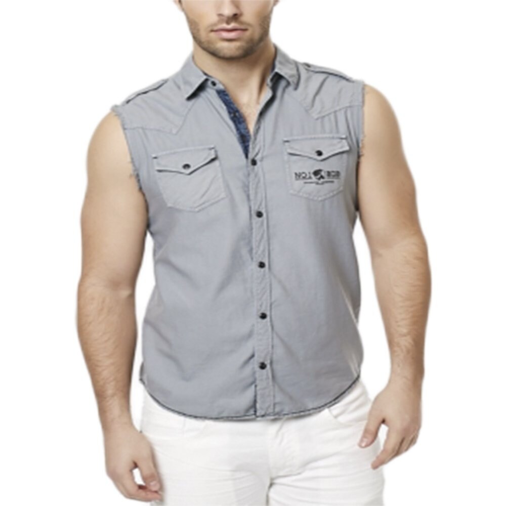 Sleeveless shirt with buttons