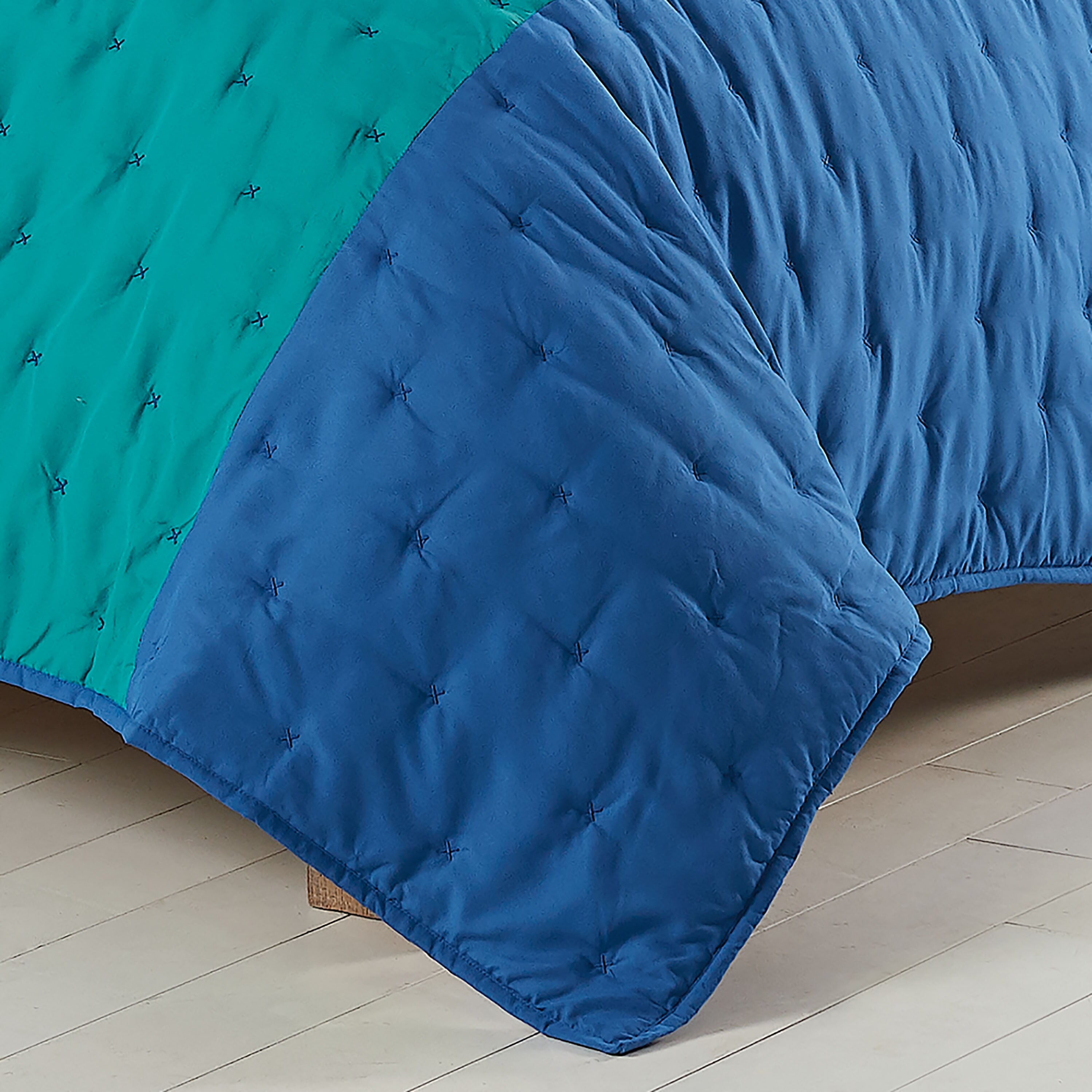 Utica Positive Vibes Microfiber Quilt Set Overstock 31934123 2 reviews of tiger lily quilt truly as good as it gets! overstock com