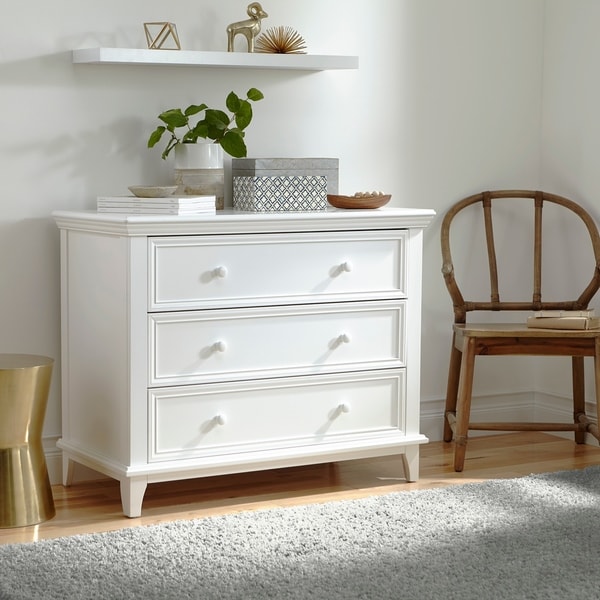 Kolcraft 3-drawer Transitional Dresser