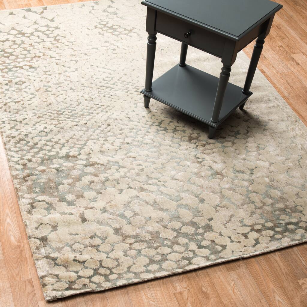 Alexander Home Transitional Abstract Glam Rug