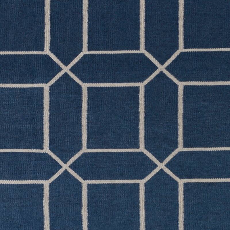 Hand-Woven Rodolfo Geometric Pattern Indoor/Outdoor Area Rug