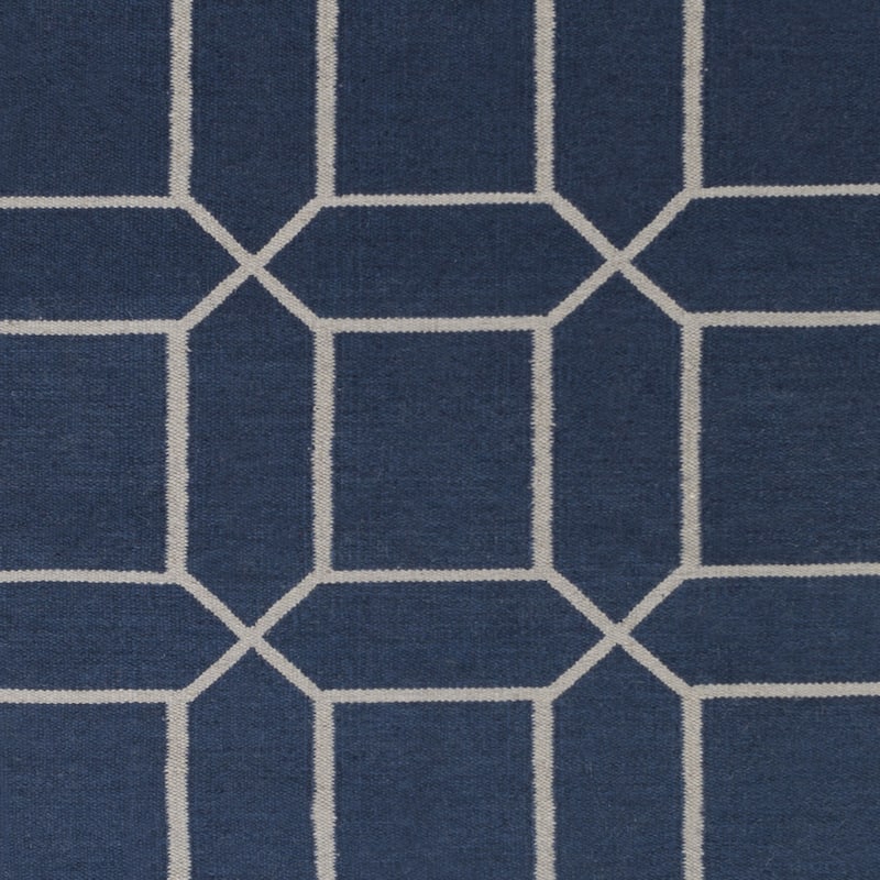 Hand-Woven Rodolfo Geometric Pattern Indoor/Outdoor Area Rug