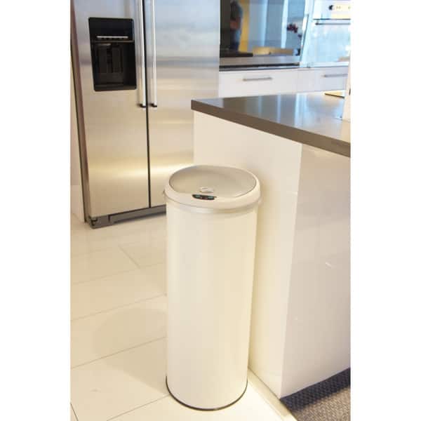 https://ak1.ostkcdn.com/images/products/10017558/iTouchless-Deodorizer-13-Gallon-Round-Sensor-Pearl-White-Matte-Finish-Trash-Can-ae888043-d8b7-40d2-a3f4-cdbfa52af197_600.jpg?impolicy=medium