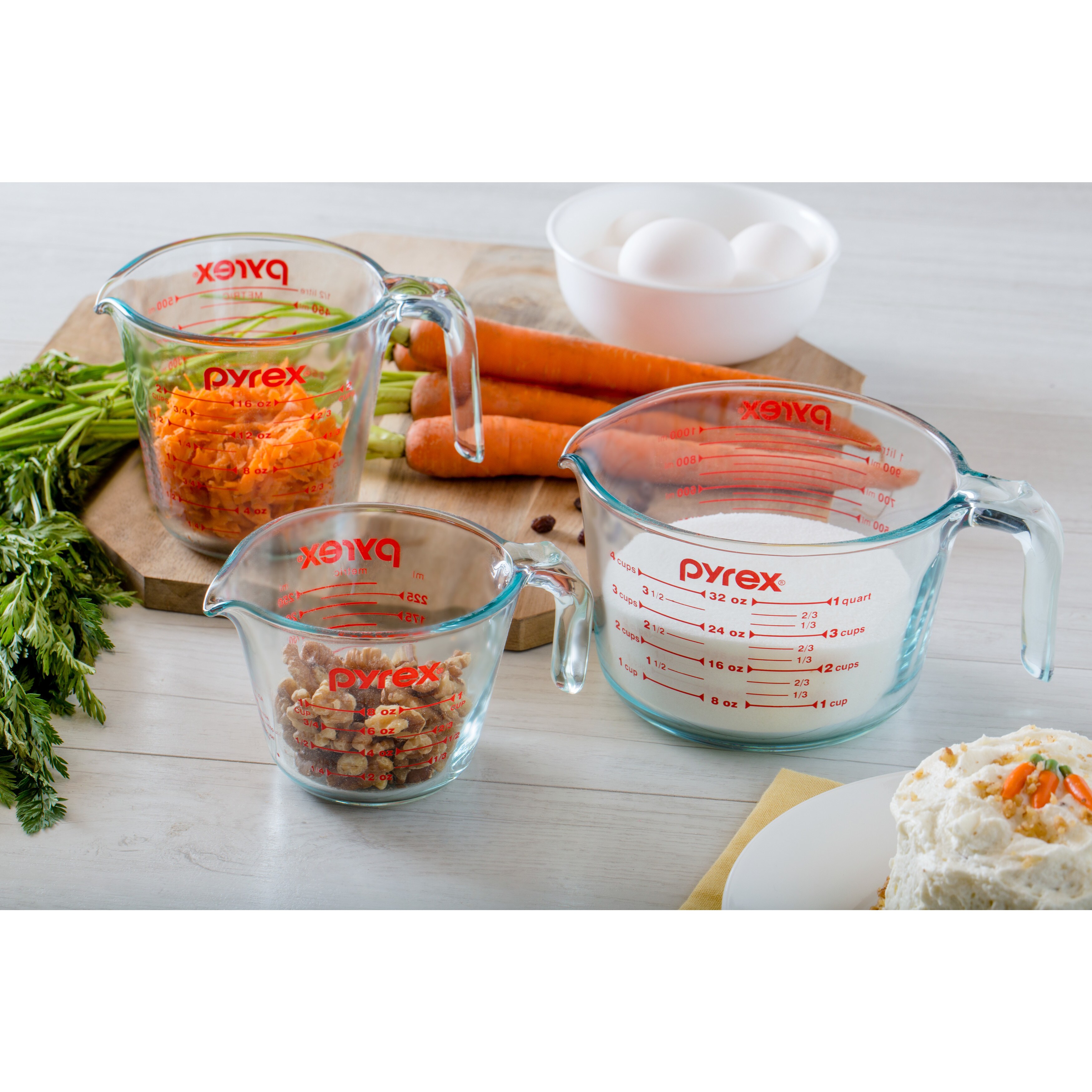 https://ak1.ostkcdn.com/images/products/10018576/Pyrex-Measuring-Cup-3-piece-Set-d8d7f3d5-0767-4bd8-be00-ce47ca041660.jpg