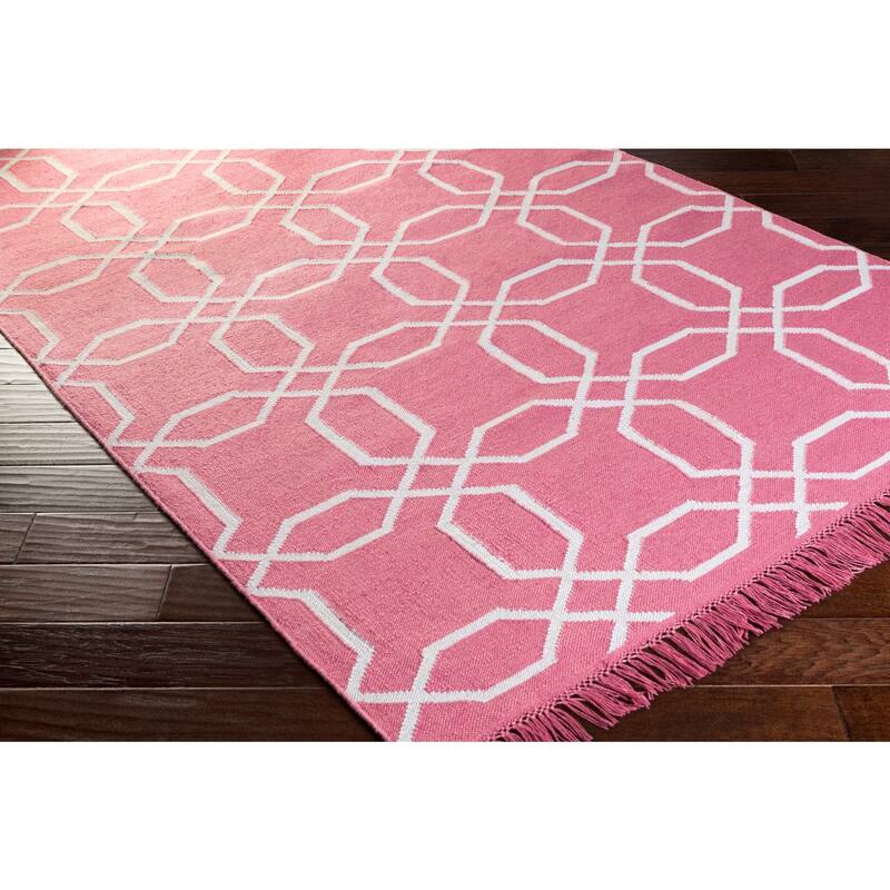 Hand-Woven Tiffany Geometric PET Area Rug