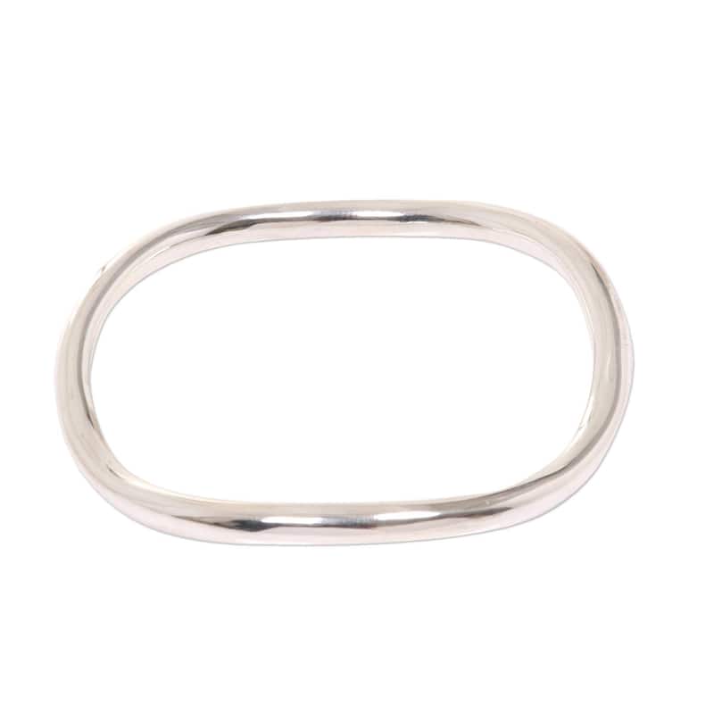 Handmade Sleek and Chic Sterling Silver Bracelet (Indonesia)