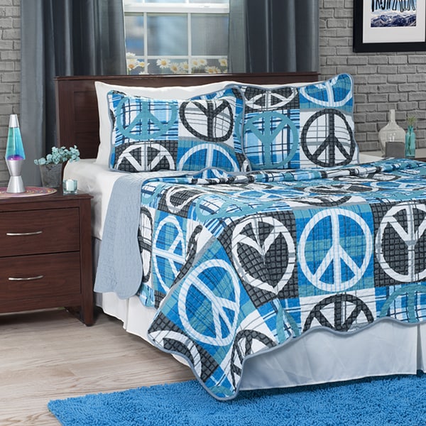 Shop Lavish Home Grey Blue Abstract Peace Sign 3 Piece Quilt Set