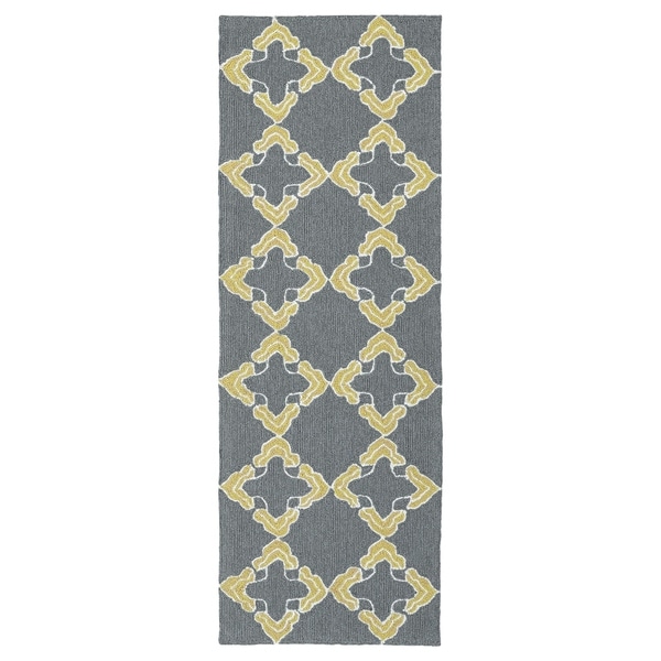 Handmade Indoor/ Outdoor Getaway Grey Trellis Rug - 2' x 6'