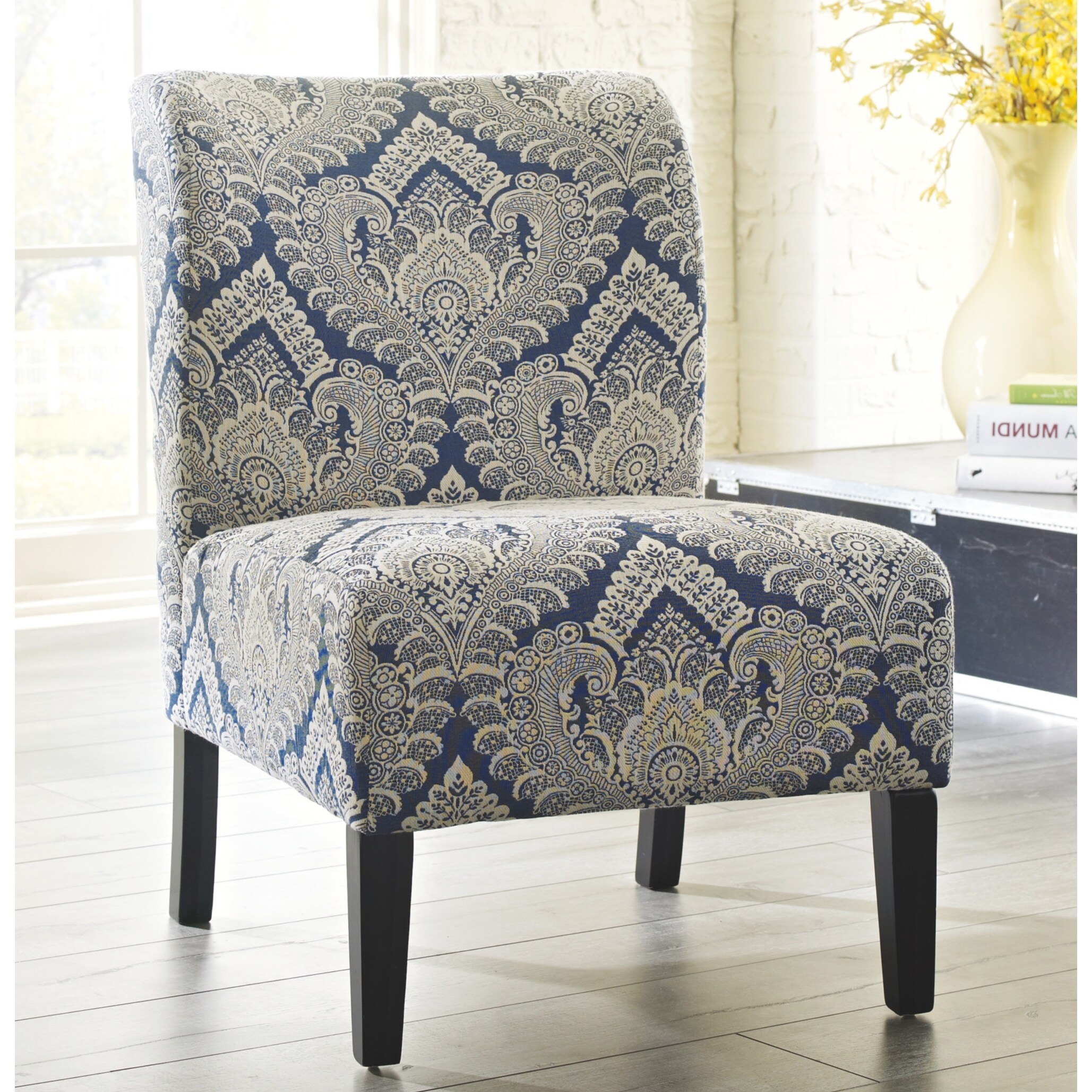 honnally sapphire accent chair