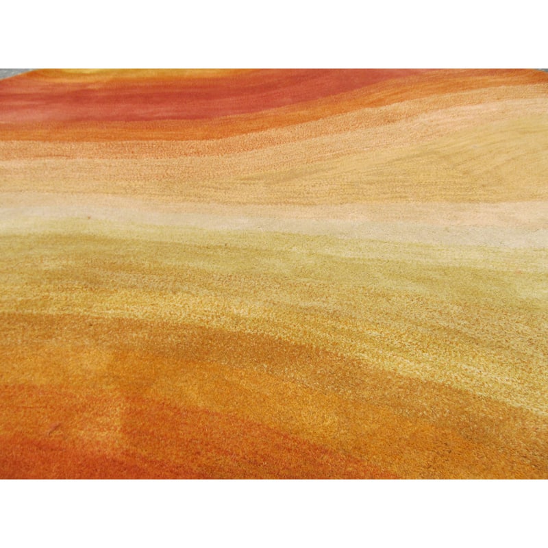 Hand-tufted Wool Orange Contemporary Abstract Desert Rug - 4' Round