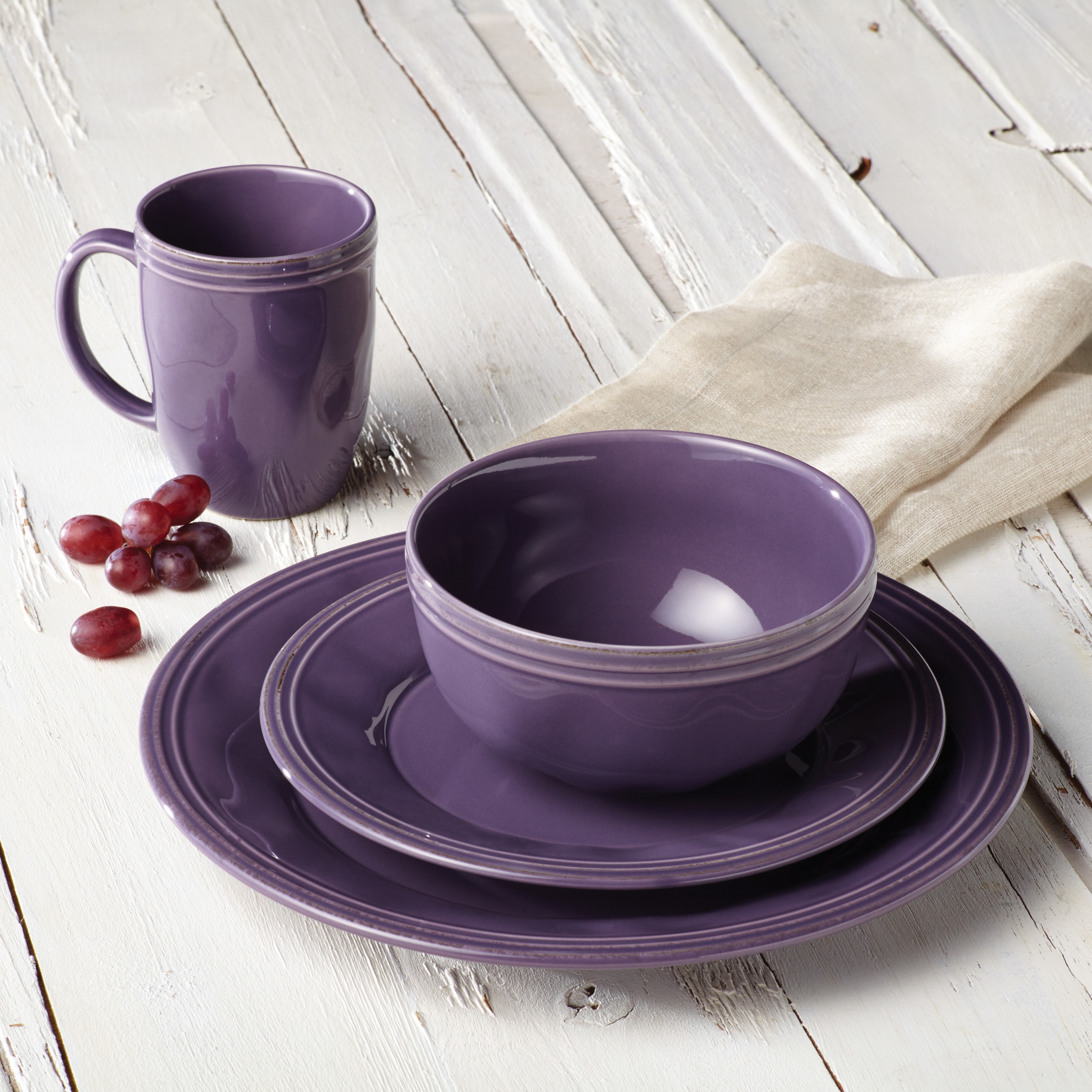 Rachael Ray Cucina Dinnerware 16-piece Lavender Purple Stoneware