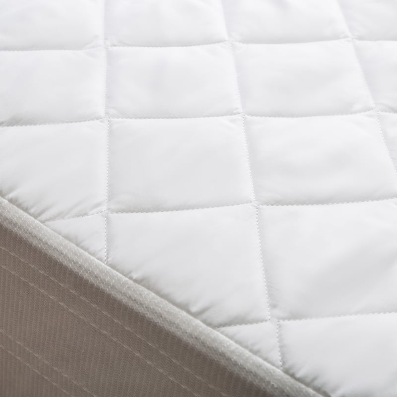 Back to Campus Twin XL Dorm Microfiber Waterproof Mattress Pad Protector - White