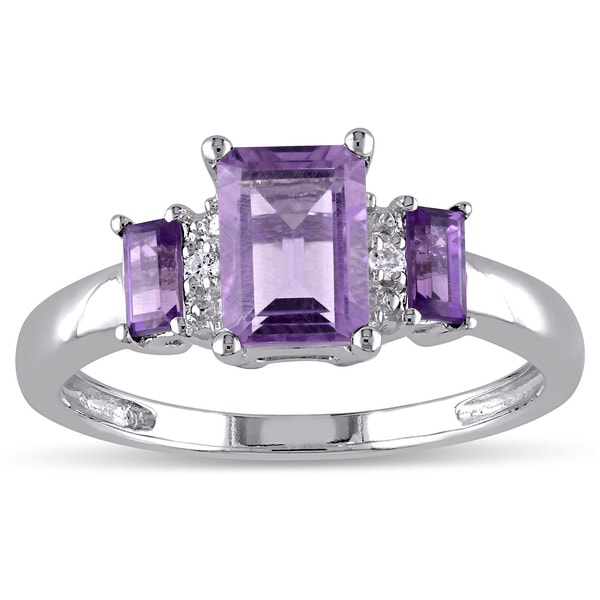 Miadora 10k White Gold Amethyst and Diamond Accent 3-stone Ring