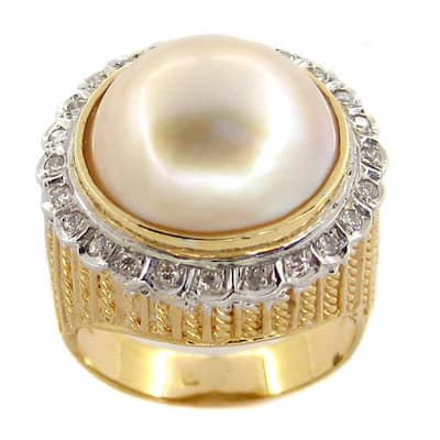 Kabella 14k Yellow Gold Mabe Pearl 1/3ct TDW Diamond Ring (I-J, I1-I2) (15mm) (Size 7.5)