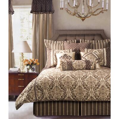 Jennifer Taylor Broderick 9-piece Comforter Set