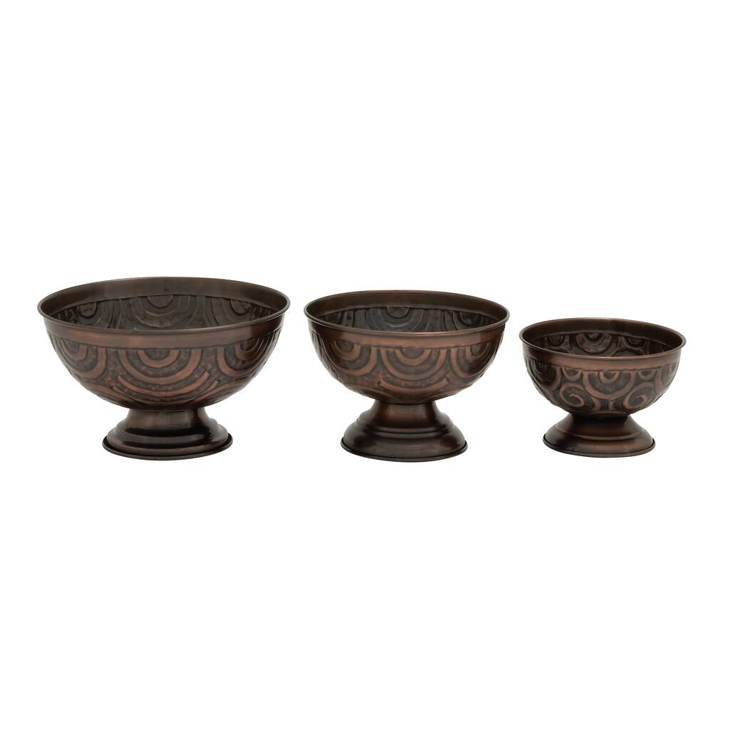 Elegant Set of Three Metal Bronze Bowls