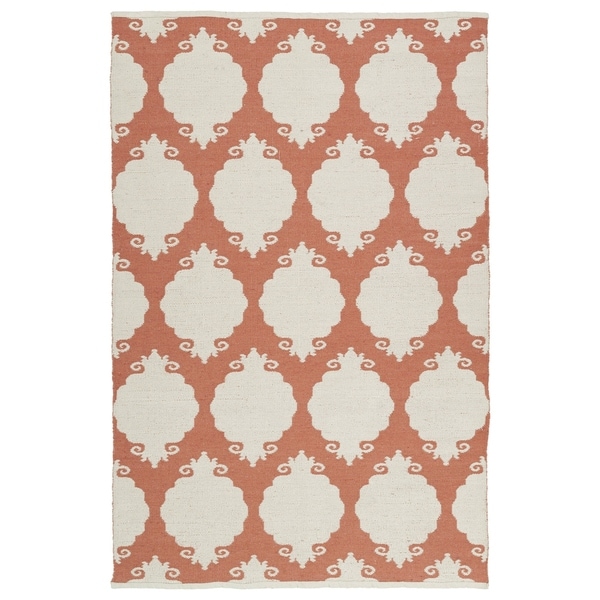 Indoor/Outdoor Laguna Salmon Medallions Flat-Weave Rug (2'0 x 3'0) - 2' x 3'