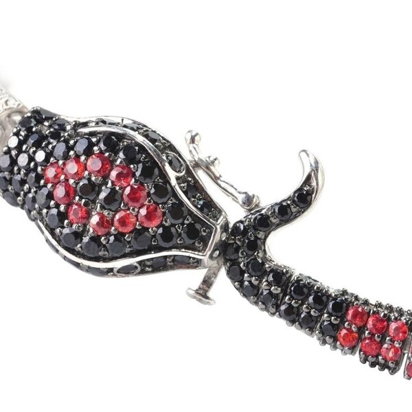 5 x Black Fancy rattelsnake Beads