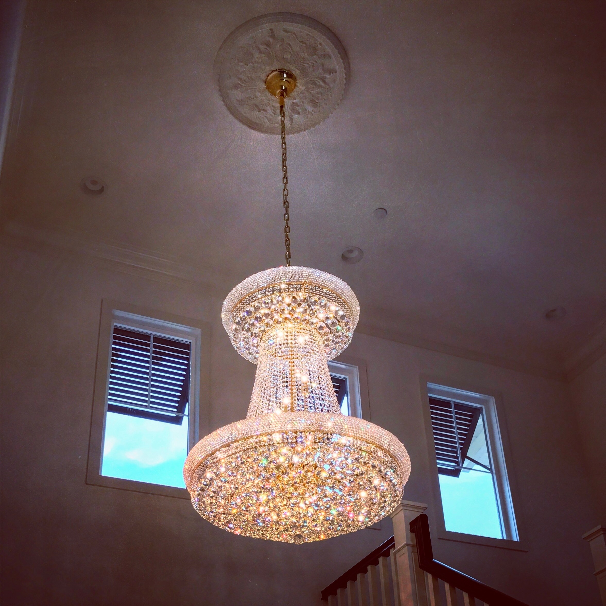 French Empire 28-light Gold Finish and Clear Crystal 36-inch Wide French Empire Chandelier (28 Lights Polished Gold Chandelier) - Chandeliers For Bedrooms by Overstock.com