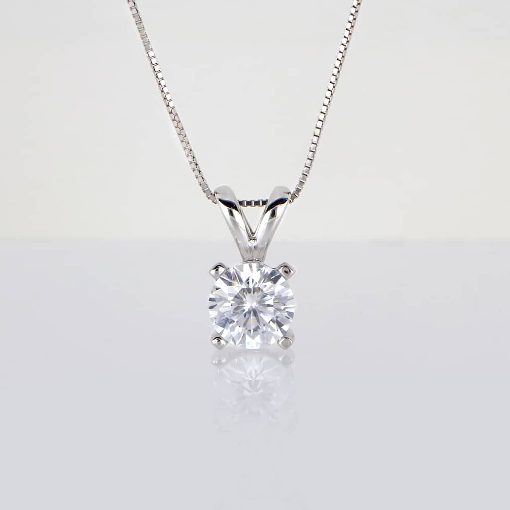 De Couer 14k White Gold Diamond Magnificent Solitaire Necklace - White H-I - White H-I