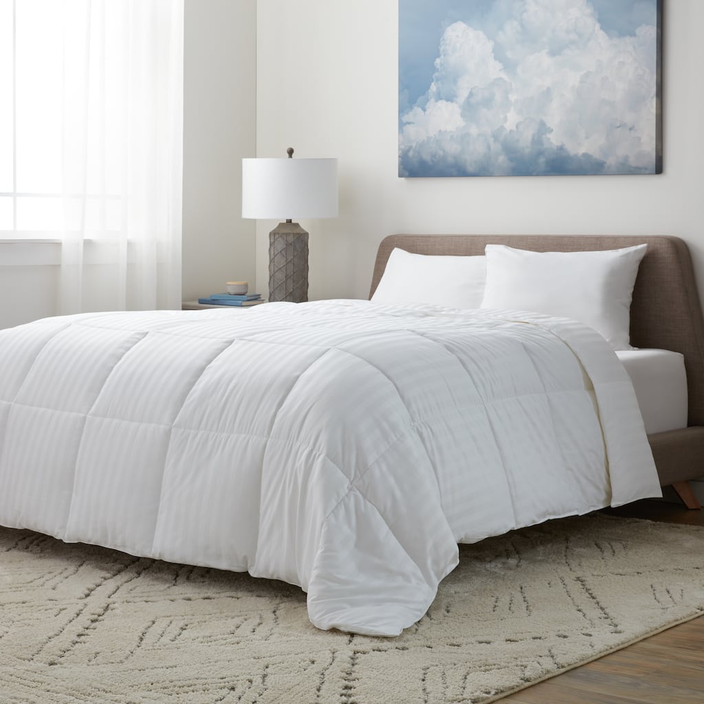 Supreme 350 Thread Count Cotton Damask Down Alternative Comforter